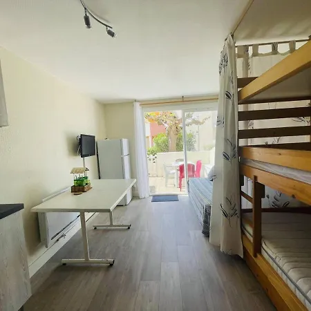 Renove En Rez-de-jardin, Terrasse Et A 3 Min A Pied - Fr-1-723-99